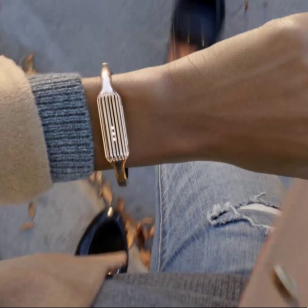 {Fitbit} Flex 2 bangle